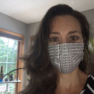 Meet your Posher, Pamela